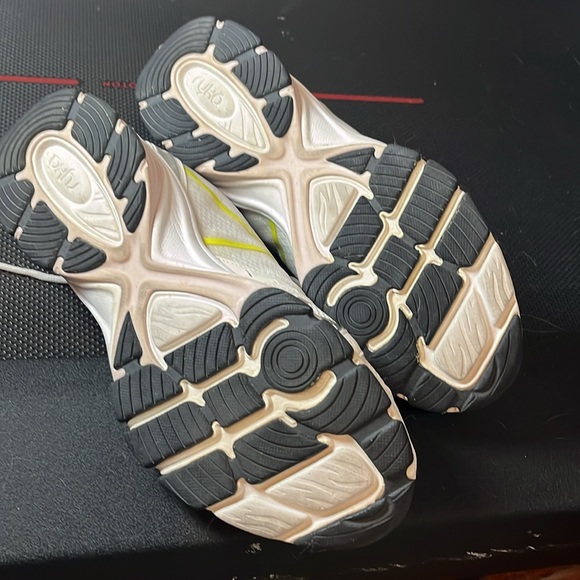 Ryka Vida RZX Cross Training Running Workout Shoes Sneakers Size 11 - Picture 4 of 14